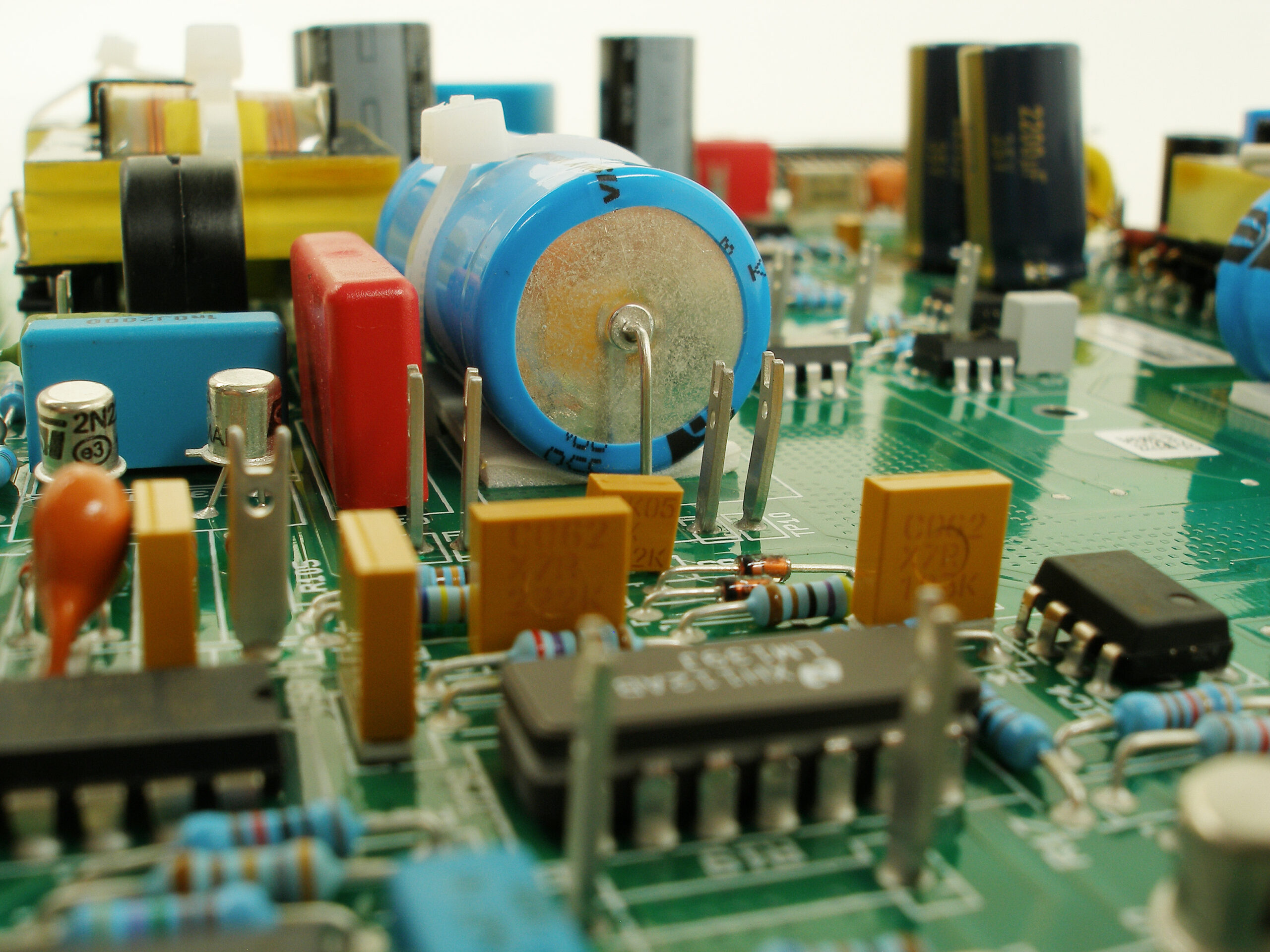 Electronic components on a circuit board